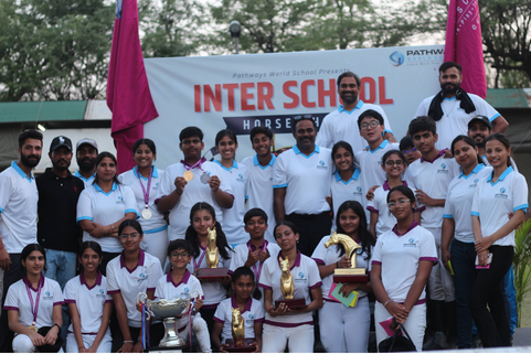 Group photo at the inter-school horse-riding competition